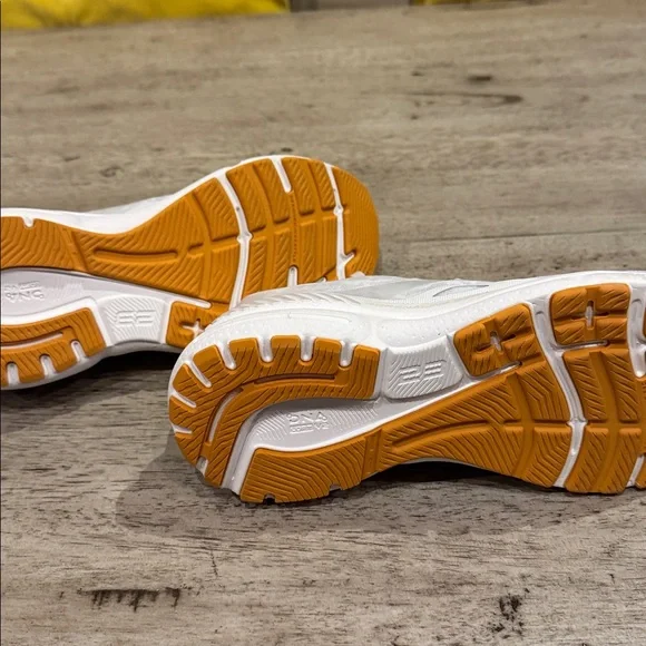 Brooks adrenaline gts - Picture 6 of 6